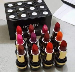 Merk Lipstik yang Tahan Lama dan Tidak Luntur Saat Makan